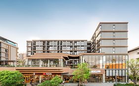 Salaya One Hotel & Service Apartment